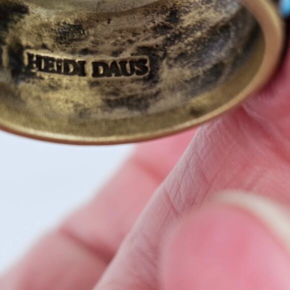 Heidi Daus cocktail ring with smoky rhinestone ribbon bouquet size 12 - Picture 6 of 6